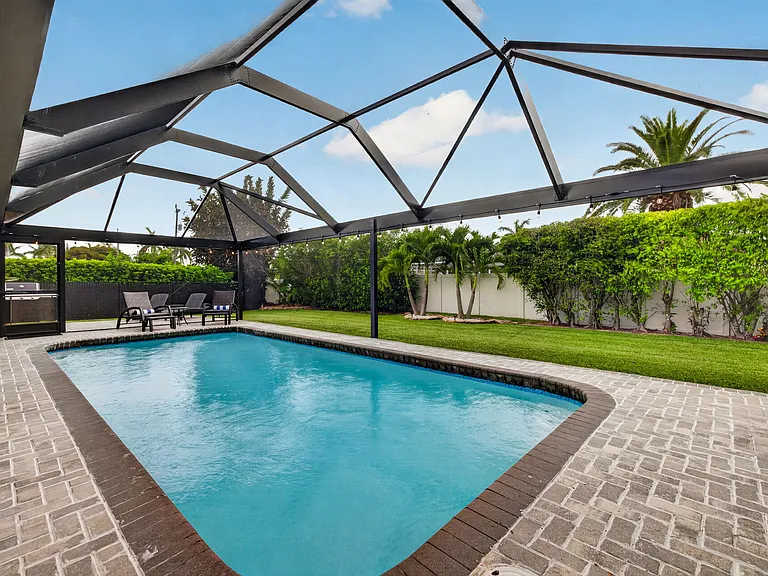 5422 Agualinda Blvd — Photo 40