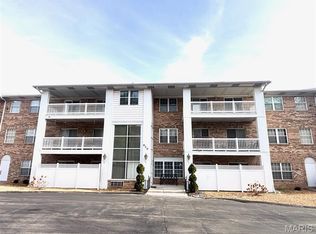 920 Guelbreth Ln APT 103, Saint Louis, MO