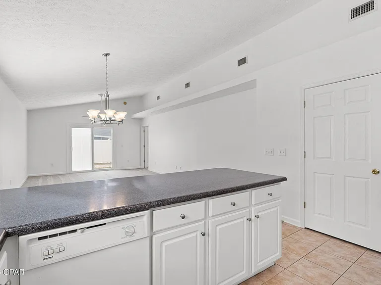 11707 Lighthouse Ln — Photo 12