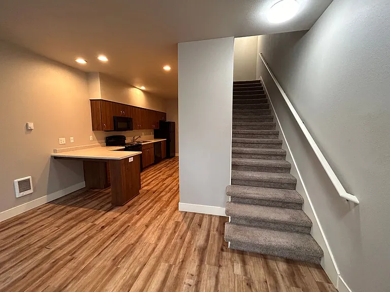 30625 SW Willamette Way E — Photo 17