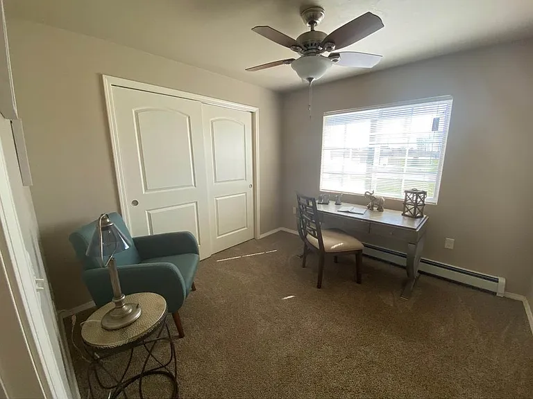 4780 N Lynndale Dr #11 — Photo 5