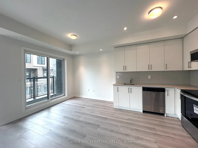3405 Ridgeway Dr E #18 — Photo 8