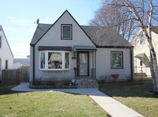 3559 S 20th St, Milwaukee, WI 53221