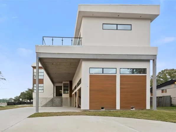 5030 Braesheather Dr, Houston, TX 77096