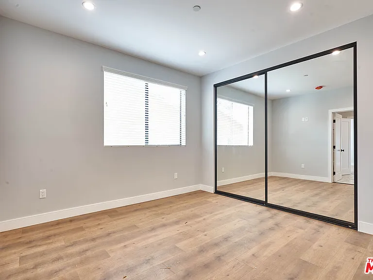 13928 Bessemer St #1 — Photo 6