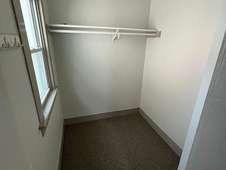 926 Buffalo St — Photo 12