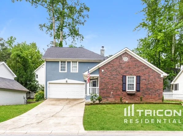 630 N Fairfield Dr, Peachtree City, GA 30269