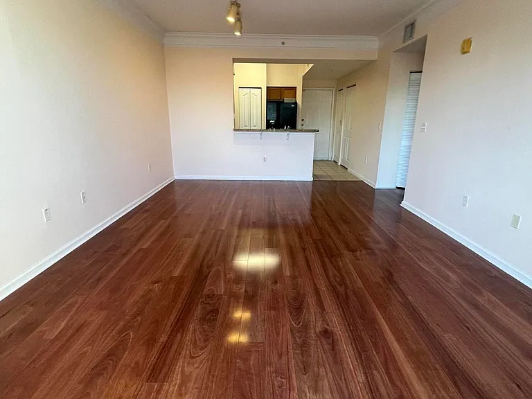 276 Murcia Dr #310 — Photo 6