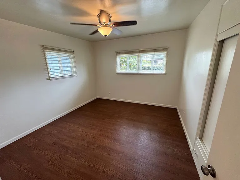 2204 Pierpont Blvd — Photo 15