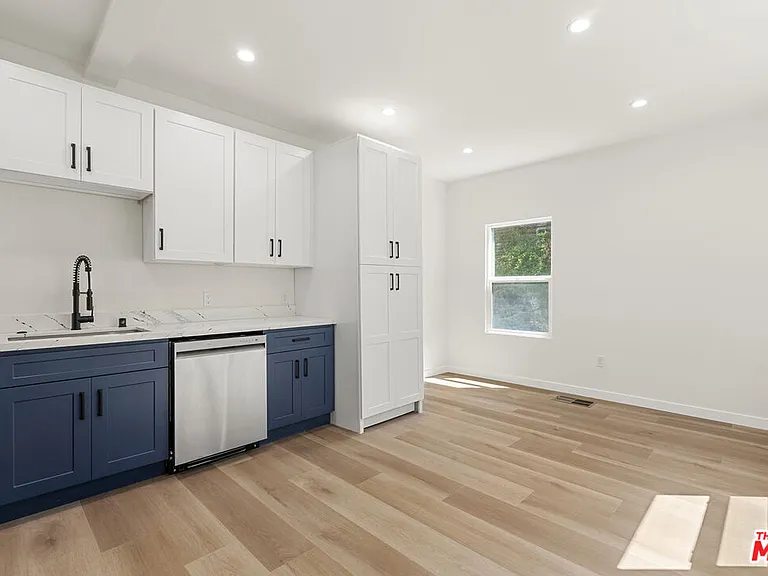 1305 Lucile Ave #5 — Photo 4