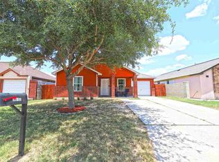 2012 Denmark Ln, Laredo, TX 78045
