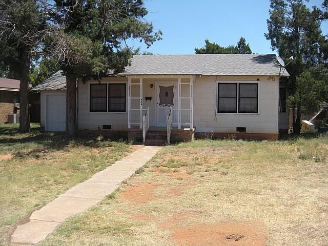 2nd image of 808 NW 5th St