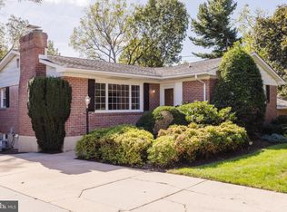 201 Chantrey Rd, Lutherville Timonium, MD 21093