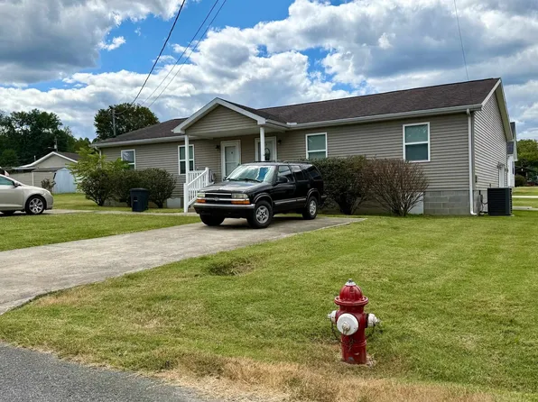 2901 McKenzie Ave, Flatwoods, KY 41139