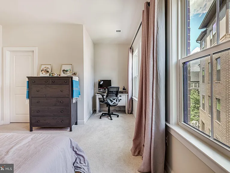 2335 Water Promenade Ave — Photo 43