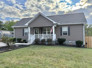 2122 Webster St, Greenbrier, TN 37073