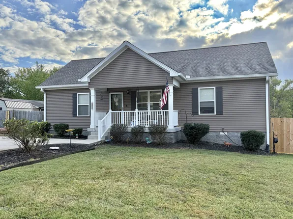 2122 Webster St, Greenbrier, TN 37073