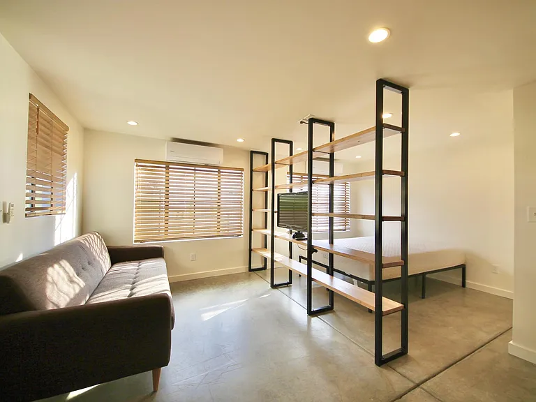 1530 1/2 E Diamond St #3 — Photo 3
