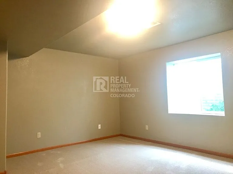 635 Alpine Ave — Photo 22