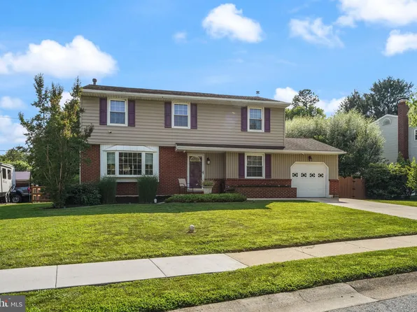 2700 Taney Ln, Wilmington, DE 19810