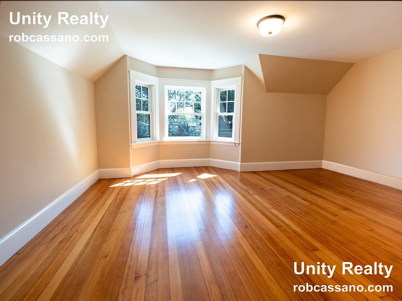 3 bed, 2.0 bath, $4,500 — Photo 2