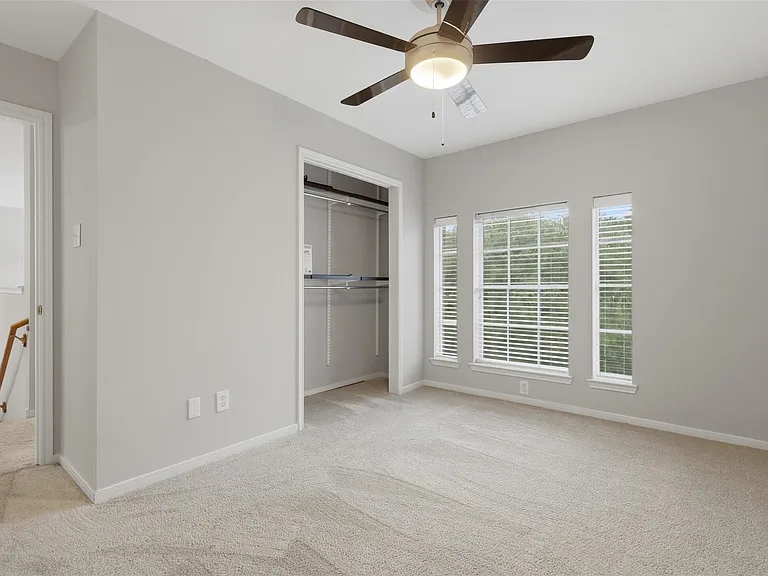 2538 Acadiana Ln — Photo 27
