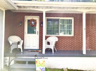 580 Fairchance Rd, Morgantown, WV 26508