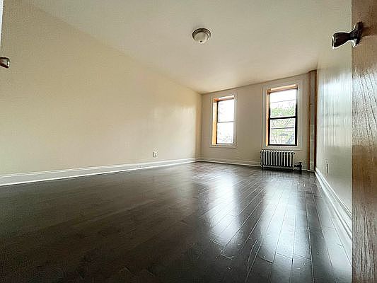 2nd image of 184 Clarkson Ave APT 4I