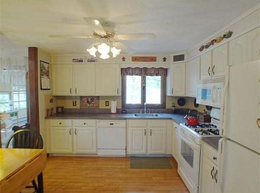 2nd image of 50 Barry Dr