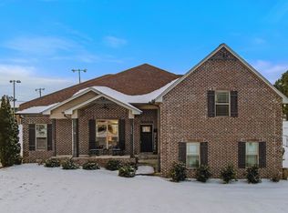 1934 Hygeia Rd, Greenbrier, TN 37073