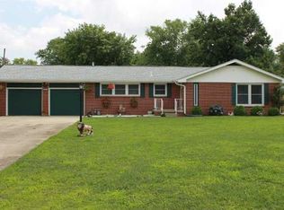 925 North St, Columbus, IN 47203
