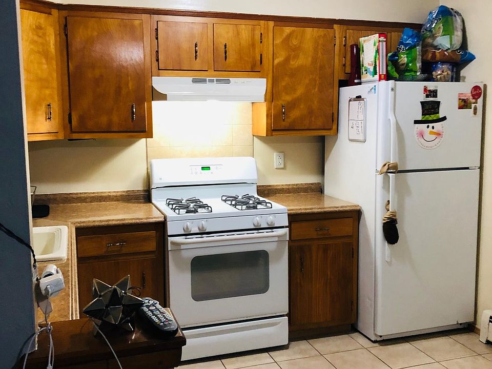 1st image of 2338 Lodovick Ave