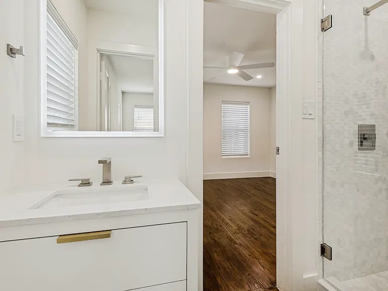 4425 Emerson Ave — Photo 23
