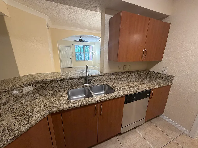 150 SW Peacock Blvd #26-102 — Photo 5