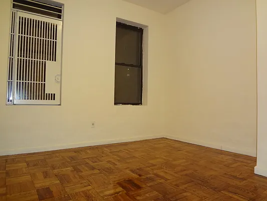 Rented by Bohemia Realty Group | media 33