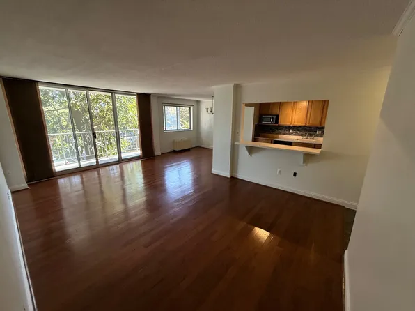 2059 Huntington Ave, Alexandria, VA