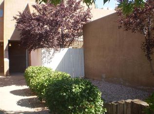 533 Berry Rd NW, Albuquerque, NM 87107