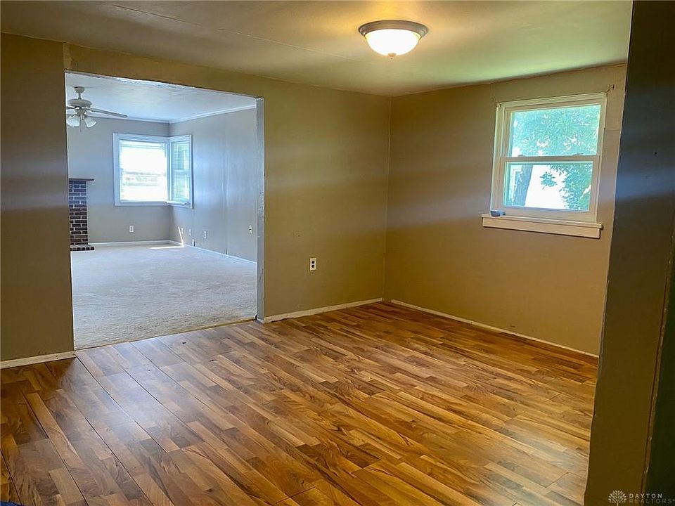 122 Miles Ave, Tipp City, OH 45371 Zillow