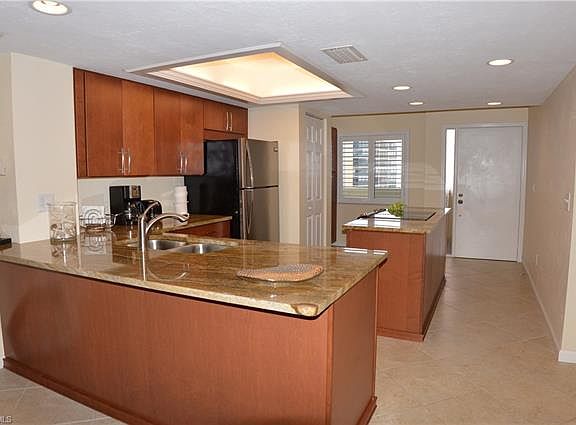 2nd image of 4265 Bay Beach Ln APT 424
