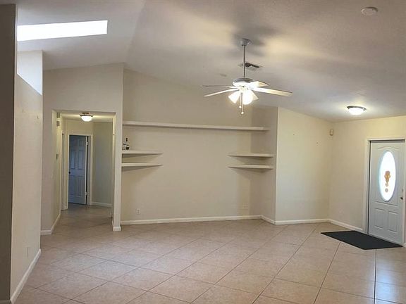 4th image of 9135 NW 44th Ct