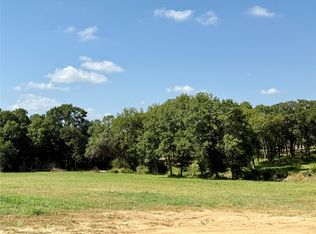 17 Colt Rd, Springtown, TX 76082