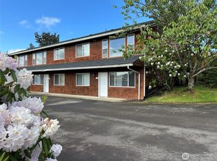 1515 Ocean Beach Blvd N APT 101, Long Beach, WA 98631
