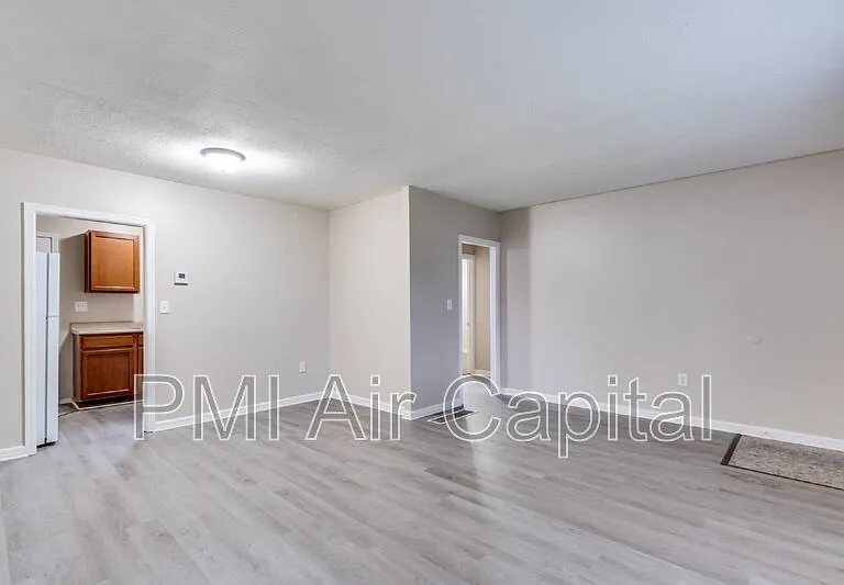 4910 E Gilbert St — Photo 5