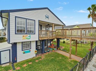 192 Barracuda St, Bayou Vista, TX 77563