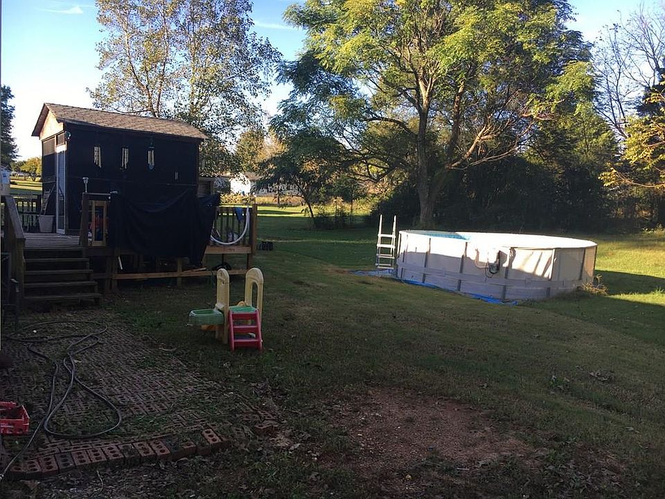 2nd image of 354 Tobe Bridge Rd