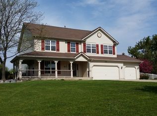 618 Glenbrook Rd, Crystal Lake, IL 60012