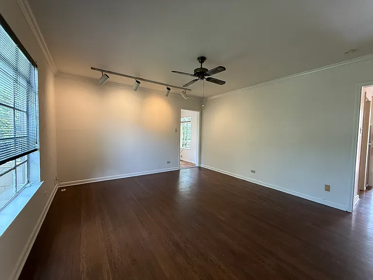 230 E Mulberry Ave #2 — Photo 17