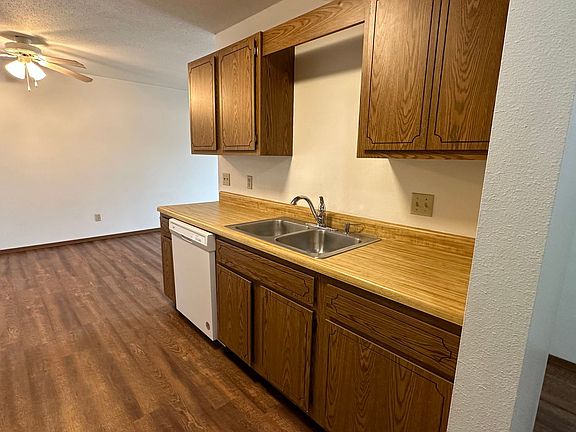 2nd image of 2300 S Sycamore Ave #18