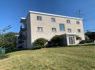 67 Notch Hill Rd #105, Kingston, ON K7M2W9