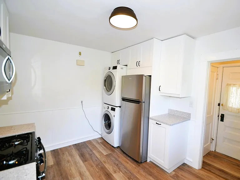 112 S Main St #1 — Photo 4